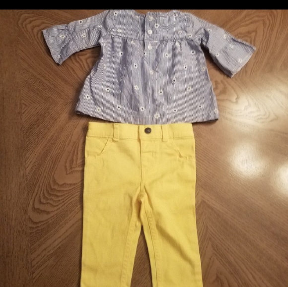 🚫SOLD🚫Carters  2 piece  jeggings Yellow Daisy 6 - Picture 2 of 6